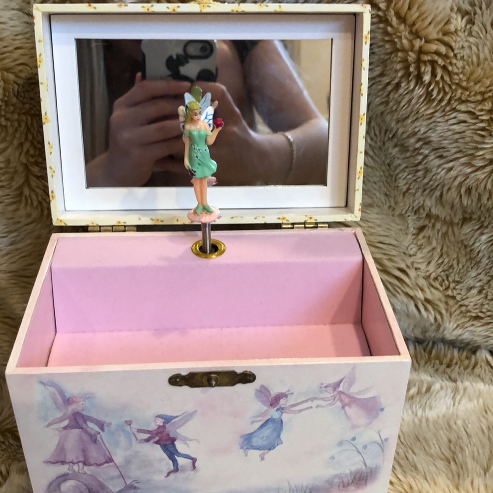 Music Box - Picture 7 of 7